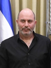 Photo of Lior Raz