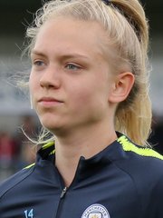 Photo of Esme Morgan