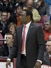 Photo of Avery Johnson