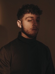 Photo of Bazzi