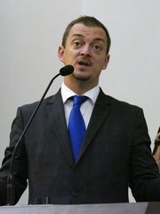 Photo of Andrew Parsons