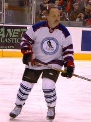 Photo of Bryan Trottier