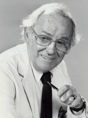 Photo of Barnard Hughes