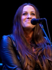 Photo of Alanis Morissette