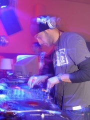 Photo of Armand van Helden