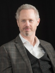 Photo of Raphael Sbarge