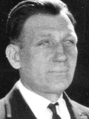 Photo of Sam Warner