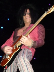 Photo of Steve Stevens