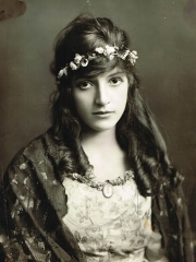 Photo of Miriam Cooper