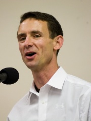 Photo of Chuck Palahniuk