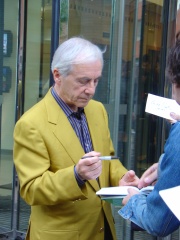 Photo of Andrew Sachs