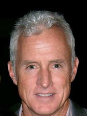 Photo of John Slattery