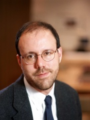 Photo of Michael Kremer