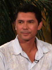 Photo of Lou Diamond Phillips