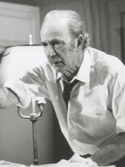 Photo of Jack Albertson