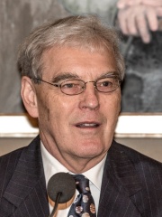 Photo of Richard Henderson