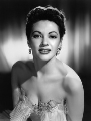 Photo of Yvonne De Carlo