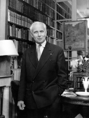 Photo of Louis Aragon