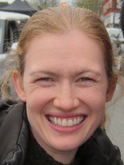 Photo of Mireille Enos