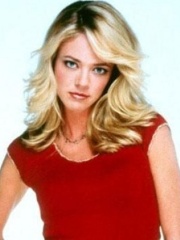 Photo of Lisa Robin Kelly