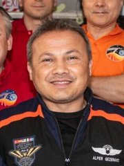 Photo of Alper Gezeravcı