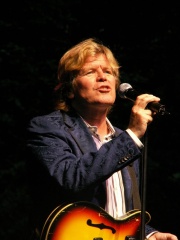 Photo of Peter Noone