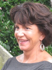 Photo of Mercedes Ruehl