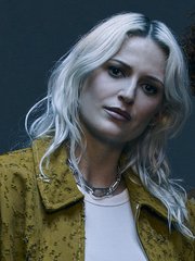 Photo of Emily Armstrong