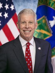 Photo of Chris Wright