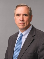 Photo of Jeff Merkley