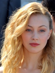 Photo of Sarah Gadon