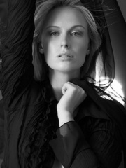 Photo of CariDee English