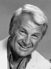 Photo of Eddie Albert