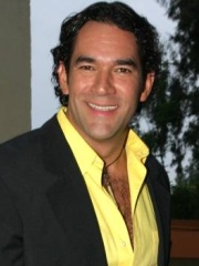 Photo of Eduardo Santamarina