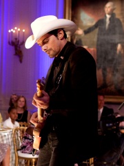 Photo of Brad Paisley