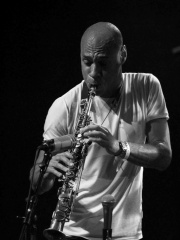 Photo of Joshua Redman