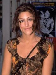 Photo of Jennifer Esposito