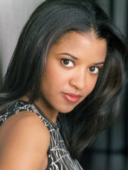 Photo of Renée Elise Goldsberry