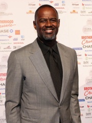 Photo of Brian McKnight