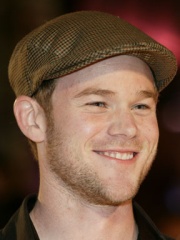 Photo of Aaron Ashmore