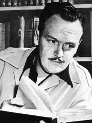 Photo of Alex Raymond