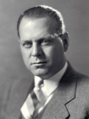 Photo of Harley Earl