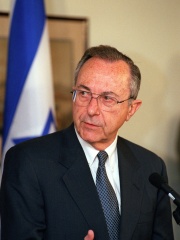 Photo of Moshe Arens