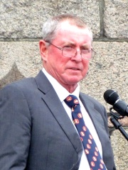 Photo of John Nettles