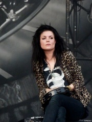 Photo of Alison Mosshart