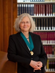 Photo of Elizabeth Blackburn